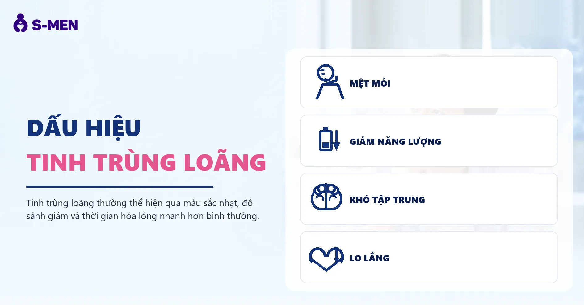 người đàn ông ngồi suy nghĩ trong phòng tắm, đồ hoạ tế bào mờ phía sau